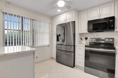 4701 Martinique Drive #K3, Coconut Creek FL - photo 8 of 42