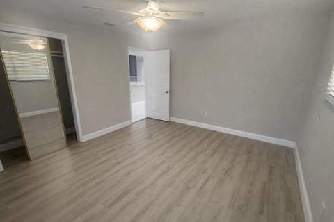 2800 SW 9th Street, Fort Lauderdale FL - photo 6 of 8