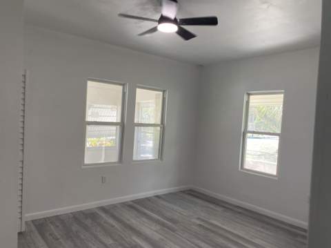 319 N 11th Street, Fort Pierce FL - photo 10 of 14