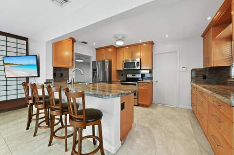 2012 SW 17th Avenue, Boynton Beach FL - photo 7 of 27