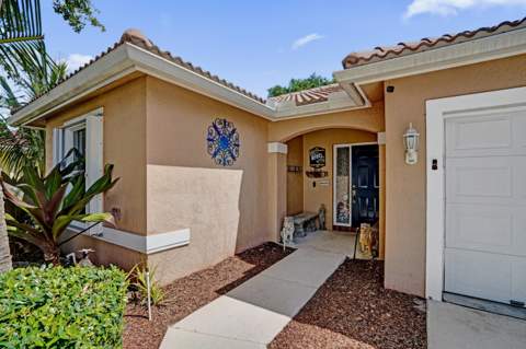 6214 Sand Hills Circle, Lake Worth FL - photo 8 of 93