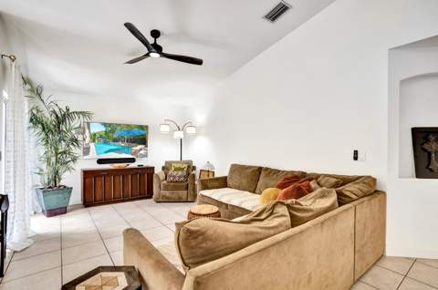 6214 Sand Hills Circle, Lake Worth FL - photo 13 of 93