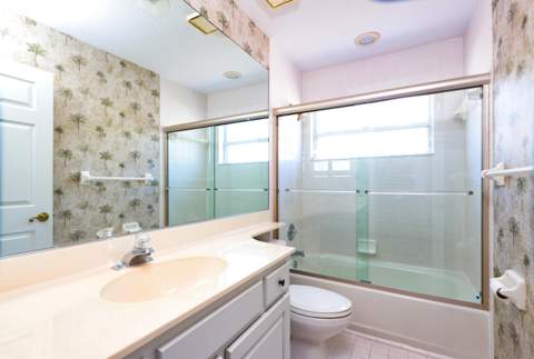 400 Seaside Lane, Juno Beach FL - photo 24 of 46