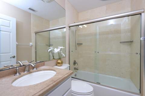 400 Seaside Lane, Juno Beach FL - photo 17 of 46
