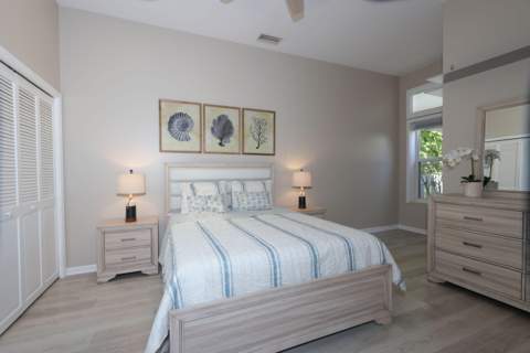 400 Seaside Lane, Juno Beach FL - photo 15 of 46