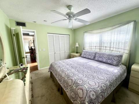 328 Farnham P, Deerfield Beach FL - photo 14 of 40