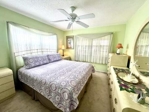 328 Farnham P, Deerfield Beach FL - photo 13 of 40