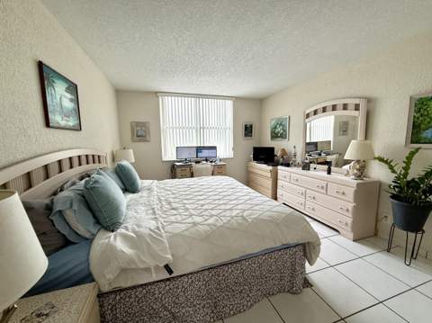 101 Briny Avenue #409, Pompano Beach FL - photo 9 of 33