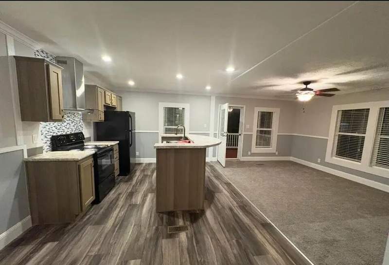 3 bedroom Manufactured Home at 76 Sandhill Boulevard, Sandhill Shores, Fort Pierce — photo 4