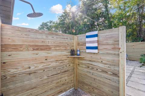 10007 S Indian River Drive, Fort Pierce FL - photo 9 of 47