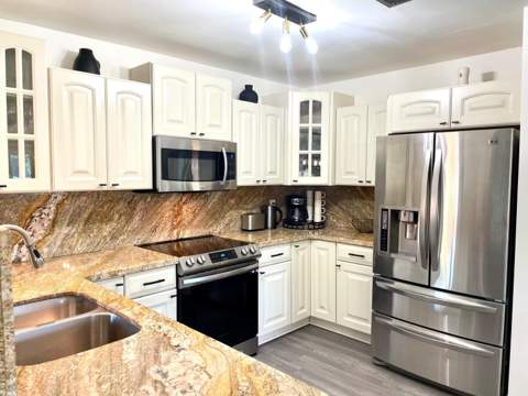2809 SW 46th Street, Dania Beach FL - photo 17 of 39