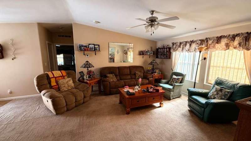3 bedroom Mobile Home at 2 S 4 Seasons Road, A Garden Walk, Palm Beach Gardens — photo 4