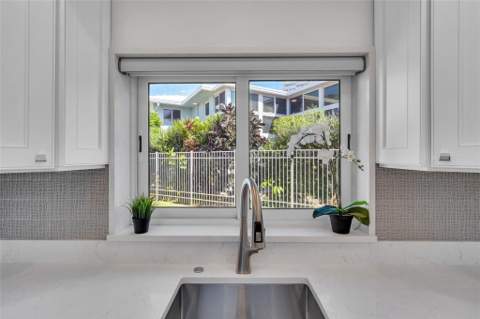 1922 S Ocean Lane #10, Fort Lauderdale FL - photo 15 of 49