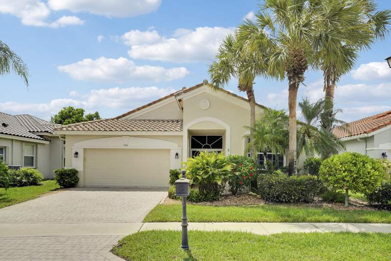 3 bedroom Single Family Residence at 9486 Vercelli Street, Bellaggio, Towne Park , Lake Worth — photo 2