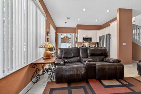 6593 Lurais Drive, Lake Worth FL - photo 13 of 43