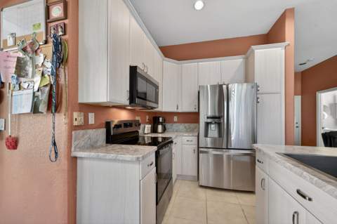 6593 Lurais Drive, Lake Worth FL - photo 15 of 43
