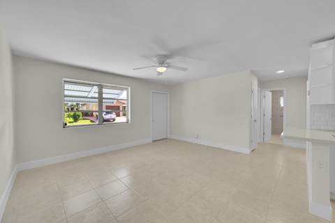 5309 NW 49th Avenue, Tamarac FL - photo 8 of 52
