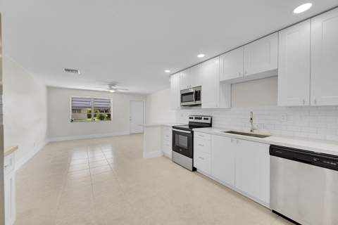 5309 NW 49th Avenue, Tamarac FL - photo 12 of 52