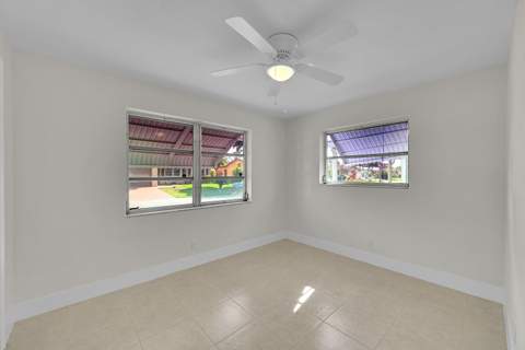 5309 NW 49th Avenue, Tamarac FL - photo 13 of 52