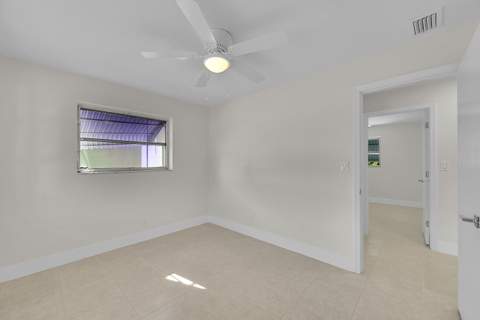 5309 NW 49th Avenue, Tamarac FL - photo 14 of 52