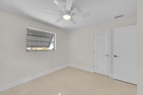 5309 NW 49th Avenue, Tamarac FL - photo 18 of 52