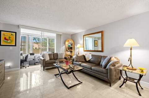 9330 Sunrise Lakes Boulevard #104, Sunrise FL - photo 11 of 28