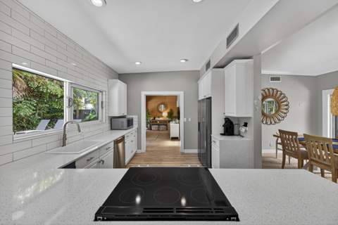 2112 Manatee Drive, Fort Lauderdale FL - photo 18 of 63