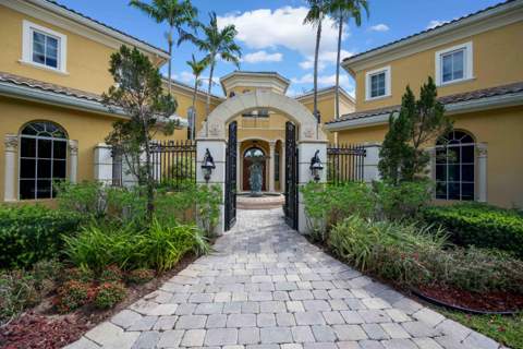 18118 Daybreak Drive, Boca Raton FL - photo 8 of 84