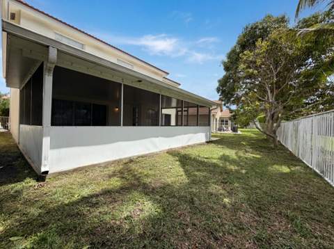73 Gables Boulevard, Weston FL - photo 6 of 20
