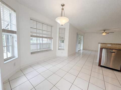 73 Gables Boulevard, Weston FL - photo 10 of 20