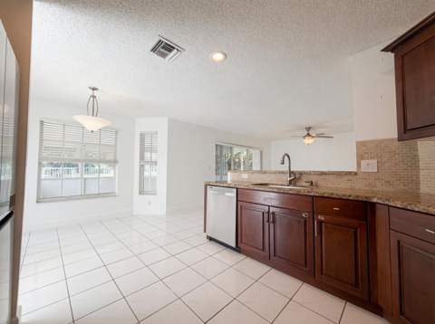 73 Gables Boulevard, Weston FL - photo 18 of 20