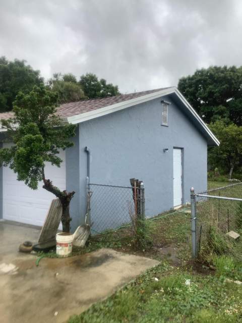 3209 Jersey Court, Fort Pierce FL - photo 10 of 42