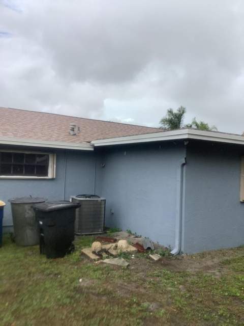 3209 Jersey Court, Fort Pierce FL - photo 9 of 42