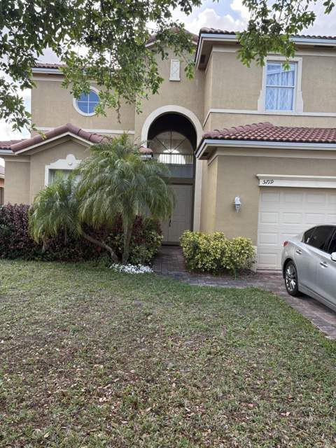 5719 Place Lake Drive, Fort Pierce FL - photo 15 of 18