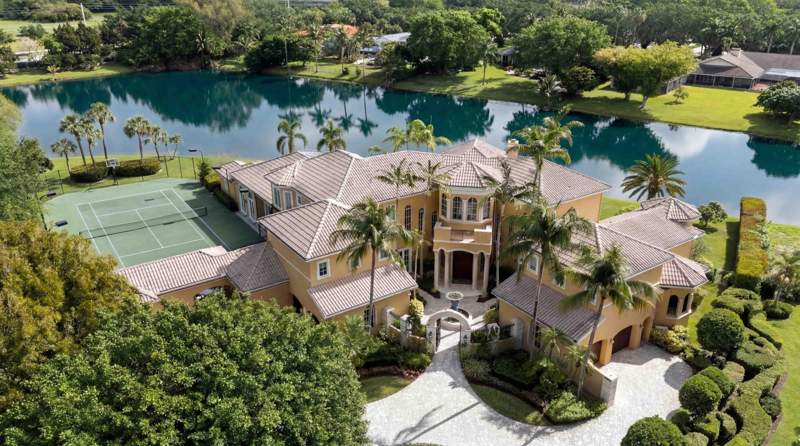 8 bedroom Single Family Residence at 18118 Daybreak Drive, Long Lake Estates 1 As, Boca Raton — photo 2