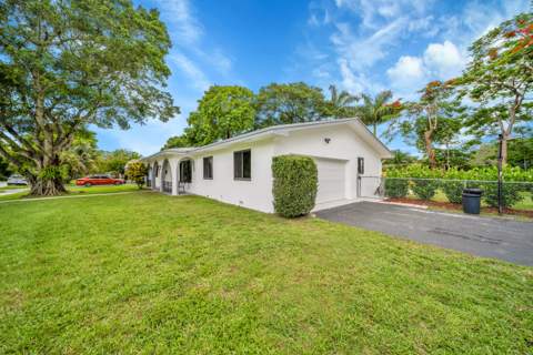 7301 NW 13th Court, Plantation FL - photo 6 of 36