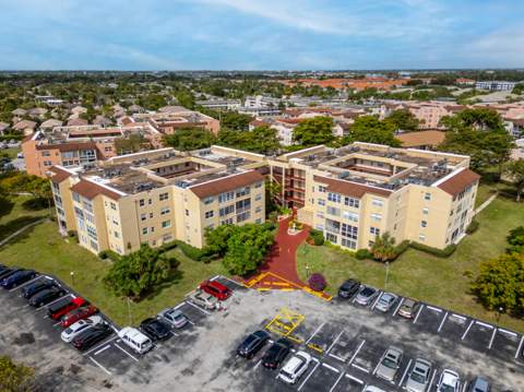 2801 Somerset Drive #411, Lauderdale Lakes FL - photo 23 of 25