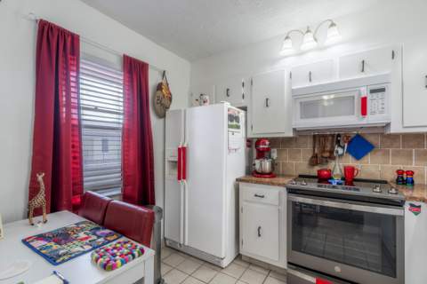2801 Somerset Drive #411, Lauderdale Lakes FL - photo 10 of 25