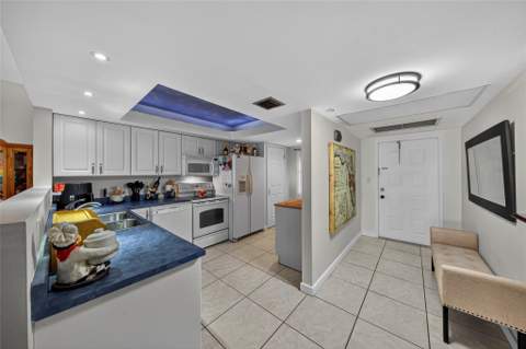 2900 N Course Drive #607, Pompano Beach FL - photo 7 of 48