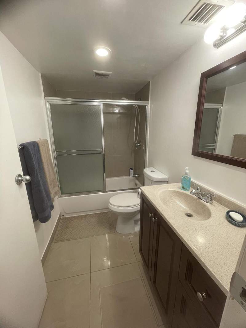 1 bedroom Condominium at 2821 Somerset Drive #118, Somerset No 1 Condo, Lauderdale Lakes — photo 5