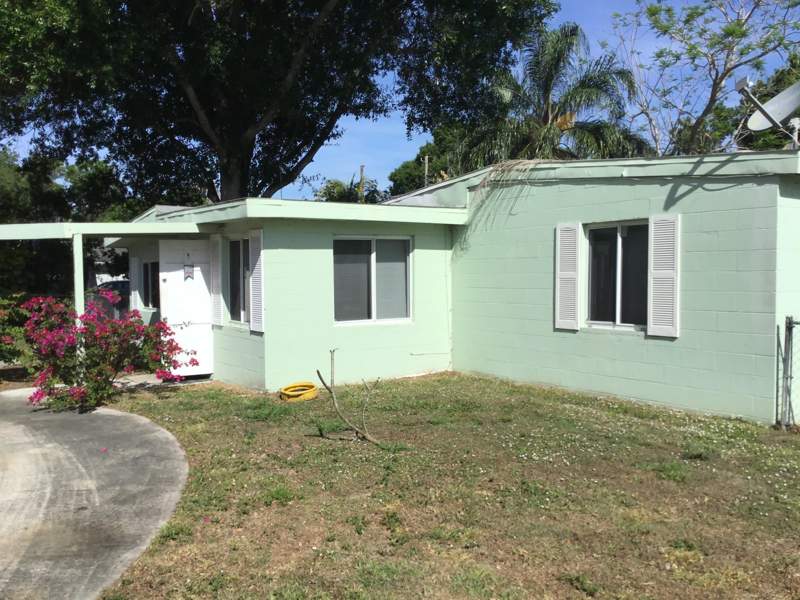 3 bedroom Single Family Residence at 364 Johnston Street, Replat Of Palm Gardens, Fort Pierce — photo 2