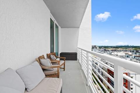 315 NE 3rd Avenue #1506, Fort Lauderdale FL - photo 19 of 36