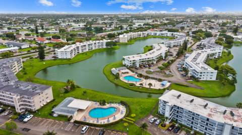 126 Southampton B, West Palm Beach FL - photo 19 of 30