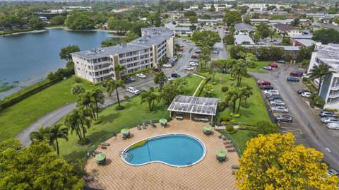126 Southampton B, West Palm Beach FL - photo 22 of 30
