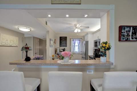 2850 N Palm Aire Drive #401, Pompano Beach FL - photo 13 of 46