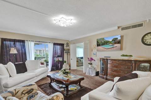 2850 N Palm Aire Drive #401, Pompano Beach FL - photo 17 of 46