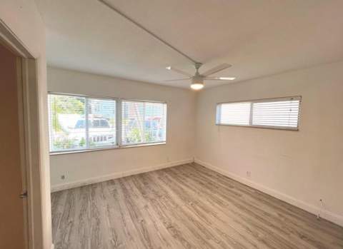 1060 Crystal Lake Drive #101, Deerfield Beach FL - photo 8 of 15