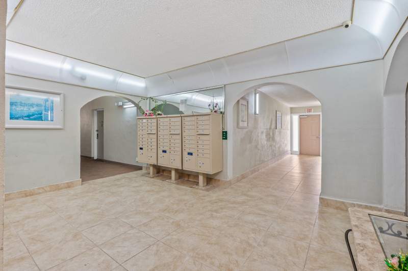 2 bedroom Condominium at 4047 NW 16th Street #206, Majestic Gardens Condominium, Lauderhill — photo 3