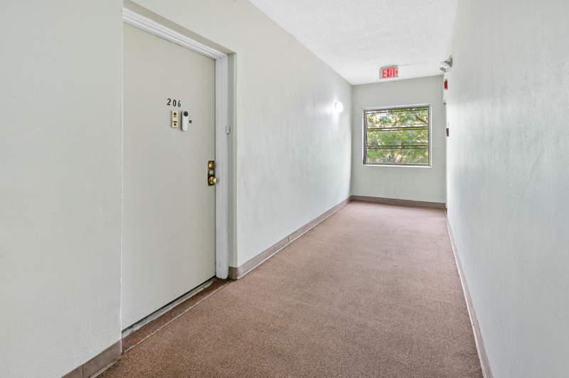 2 bedroom Condominium at 4047 NW 16th Street #206, Majestic Gardens Condominium, Lauderhill — photo 5