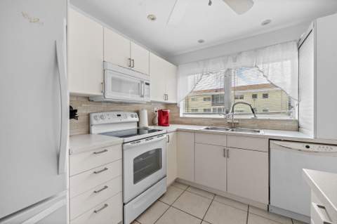 4047 NW 16th Street #206, Lauderhill FL - photo 11 of 26